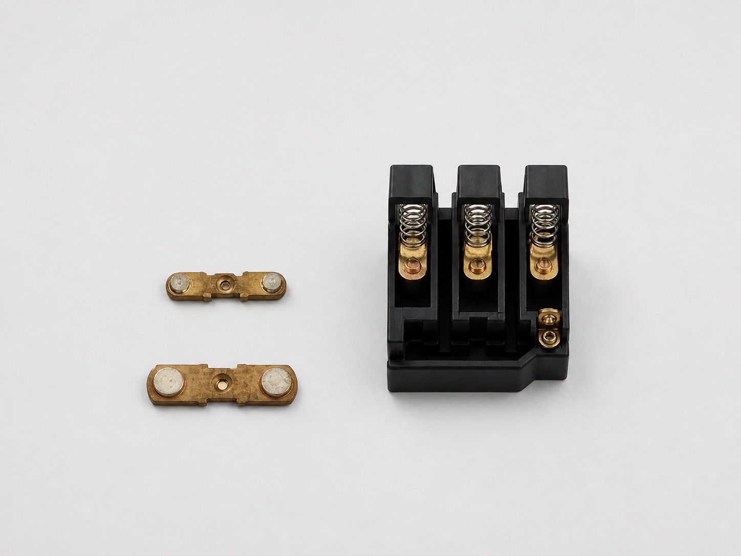 Contactor contact mechanism and bridges